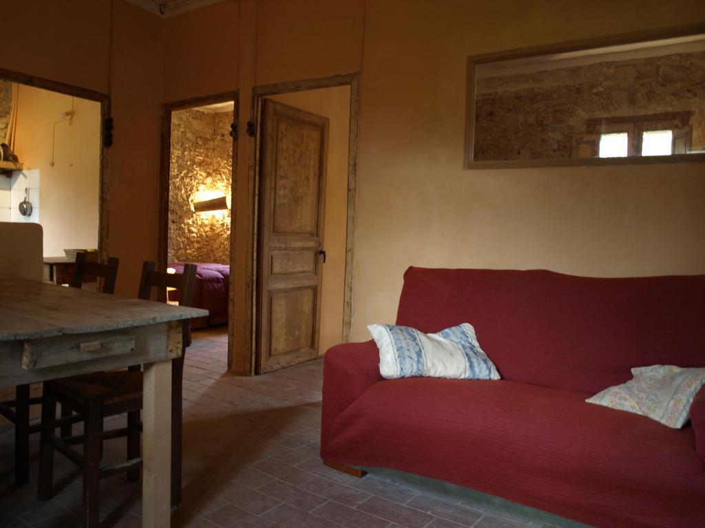 Ferienwohnung Ca La Iaia Veva Sant Joan les Fonts Exterior foto